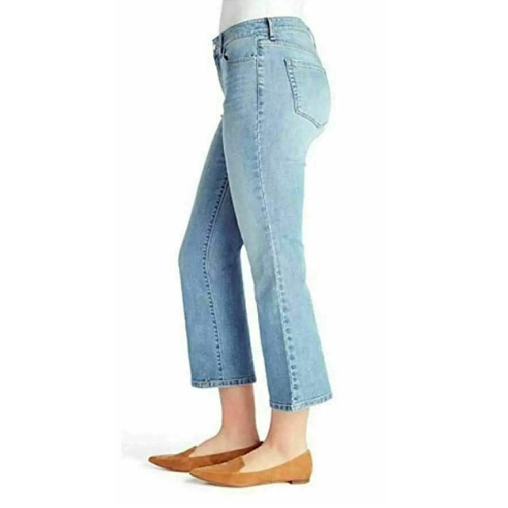 Chaps Ladies Mid Rise Crop Kick Jeans - Picture 2 of 2